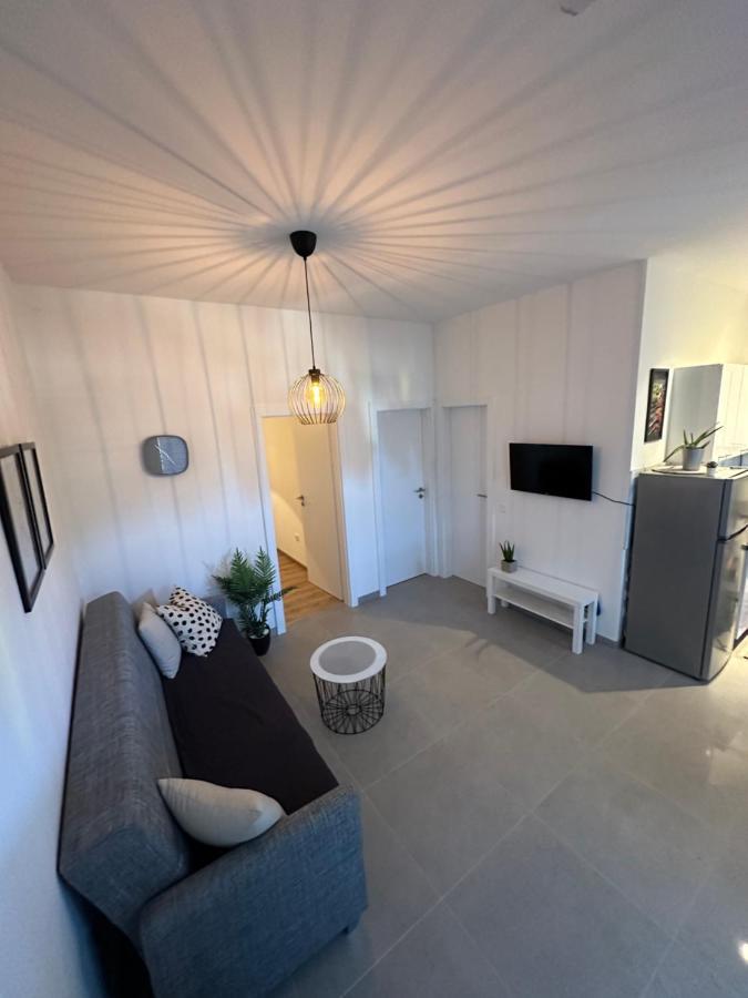 Apartman Diana مالي لوشينغْ المظهر الخارجي الصورة